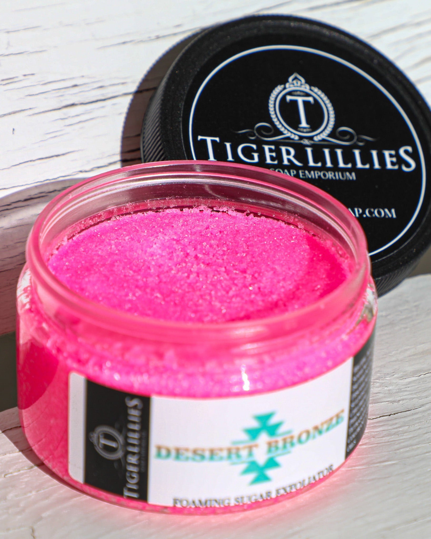 2oz Desert Bronze Foaming Sugar Exfoliator