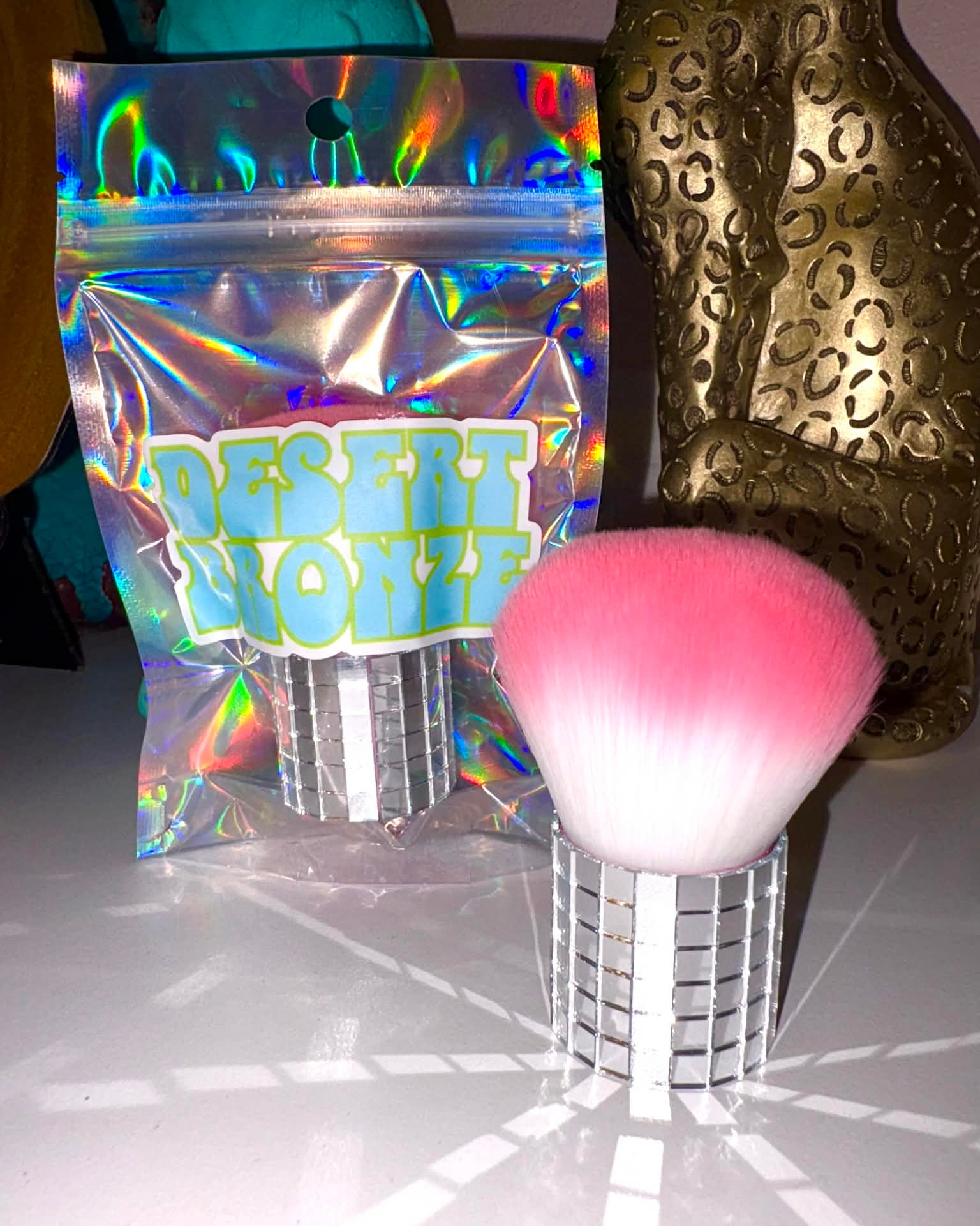 Desert Bronze Face + Hand Applicator